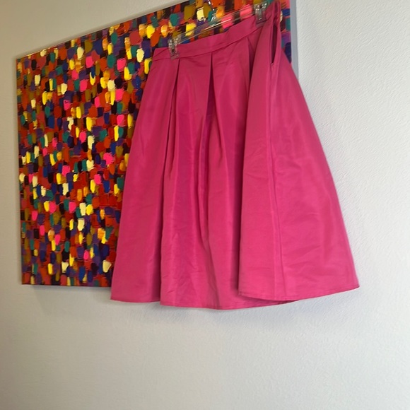 Pink pleated skirt - Picture 1 of 2